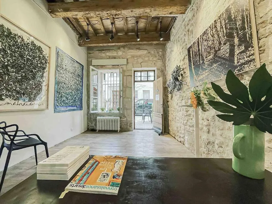 Studio 26*Galerie*Commerce*Arles Centre Апартаменты